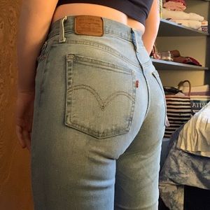 Levi wedgie jeans